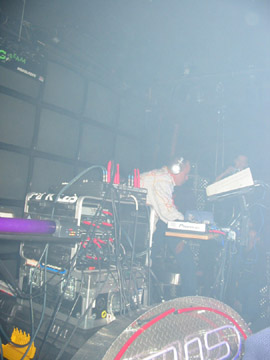 100-0022_IMG