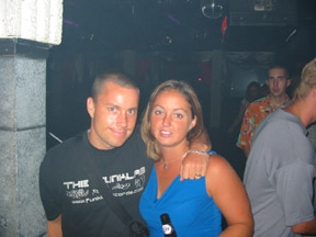 100-0049_IMG